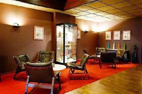 New Hotel Charlemagne Βρυξέλλες 4*,